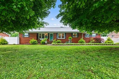 108 Van Buren St, House other with 3 bedrooms, 2 bathrooms and 6 parking in Mc Minnville TN | Image 1