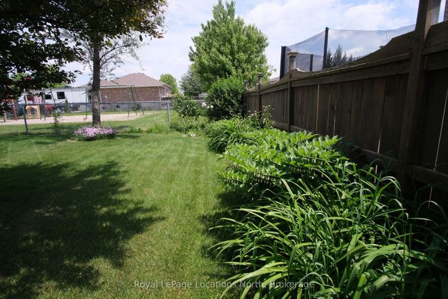19 Whitfield Cres, House other with 3 bedrooms, 2 bathrooms and 4 parking in Elmvale ON | Image 36