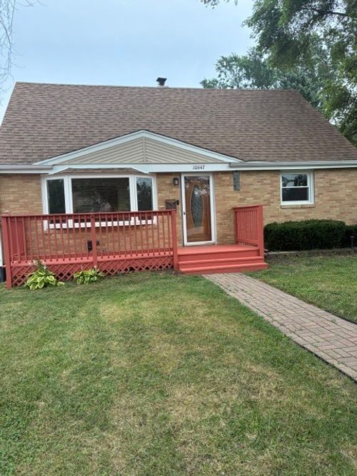 10647 Austin Ave, Chicago Ridge, IL, 60415-1910 | Card Image