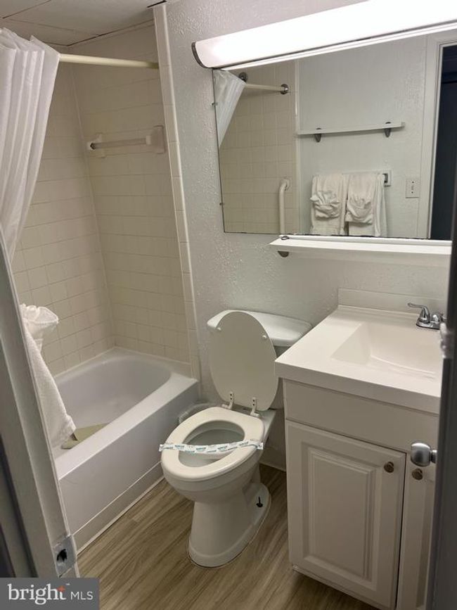 UNIT-201 - 107 Atlantic Ave, Condo with 0 bedrooms, 1 bathrooms and null parking in OCEAN CITY MD | Image 9
