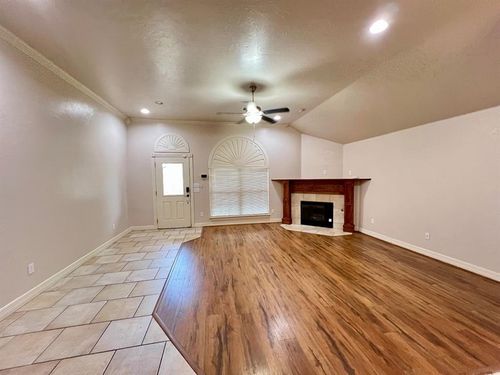 1604 Dorothy Dr, Moore, OK, 73170-1415 | Card Image