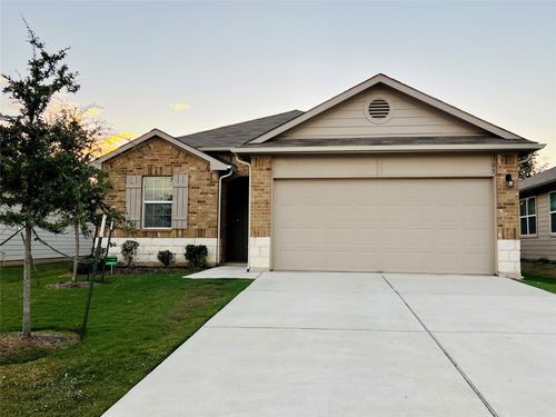 105 Naset Dr, Georgetown, TX, 78626-2678 | Card Image