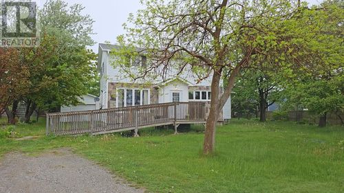 55 West St, Stephenville, NL, A2N1E1 | Card Image