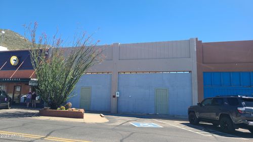175 W Main St, Superior, AZ, 85173-2657 | Card Image