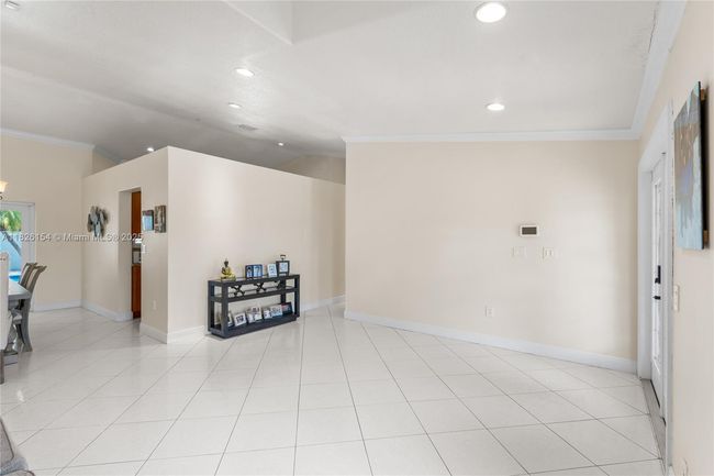 14288 Sw 21 St Ter, House other with 4 bedrooms, 4 bathrooms and null parking in Miami FL | Image 11