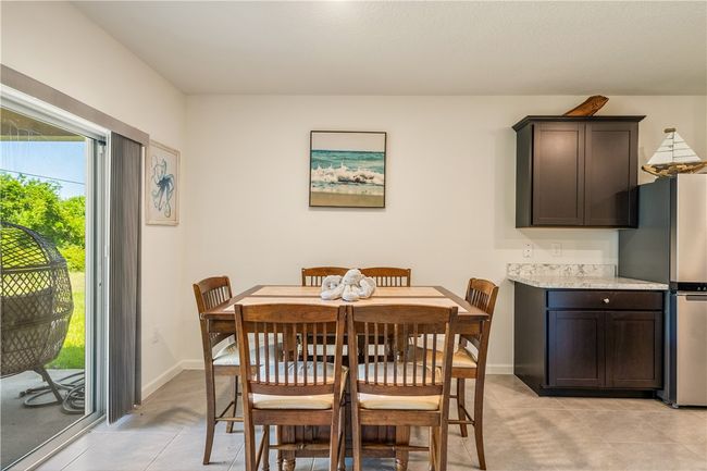 471 Midvale Ter, House other with 4 bedrooms, 2 bathrooms and null parking in SEBASTIAN FL | Image 8