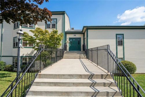 c-704-3524 West Shore Road, Building C-704 Road, Warwick, RI, 02886 | Card Image
