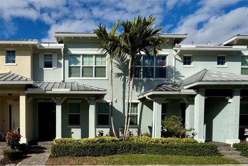 3973 Poinciana Ln, Hollywood, FL, 33021-6866 | Card Image