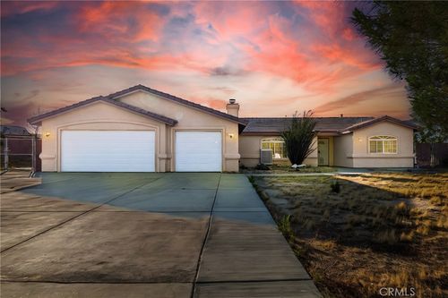 16214 Figueroa Rd, Victorville, CA, 92394 | Card Image