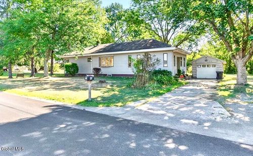 13 Veterans St, Poestenkill, NY, 12140-3106 | Card Image