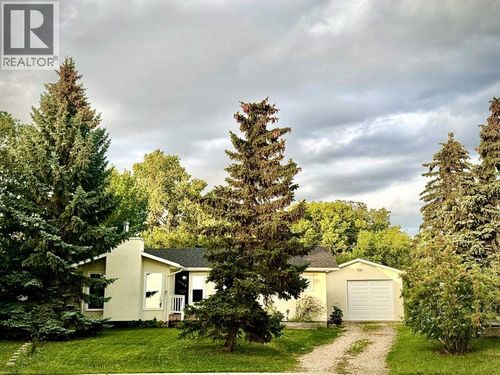 11409 97 St, Grande Prairie, AB, T8V4K9 | Card Image
