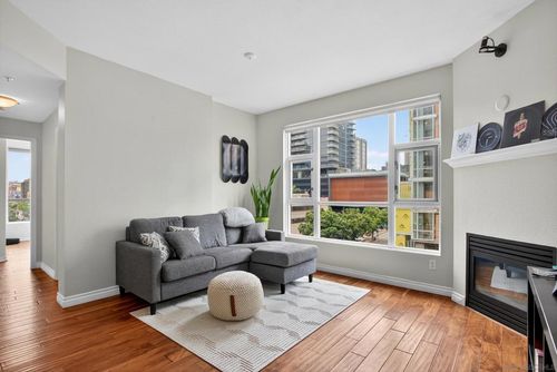618-1240 India St, San Diego, CA, 92101 | Card Image