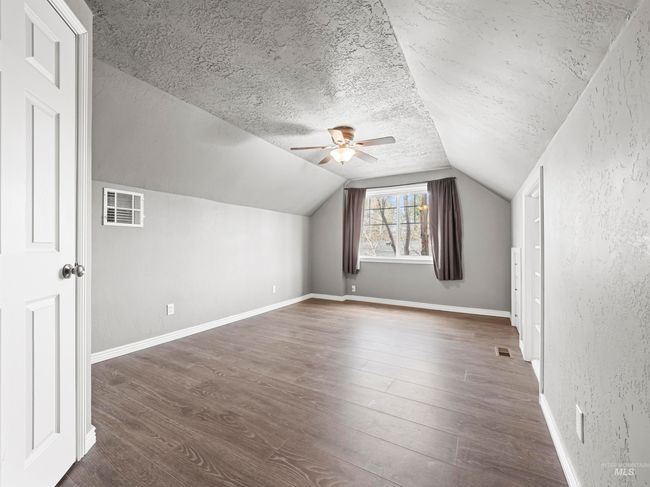 3500 W Overland Rd, Home with 5 bedrooms, 3 bathrooms and 5 parking in Boise ID | Image 24