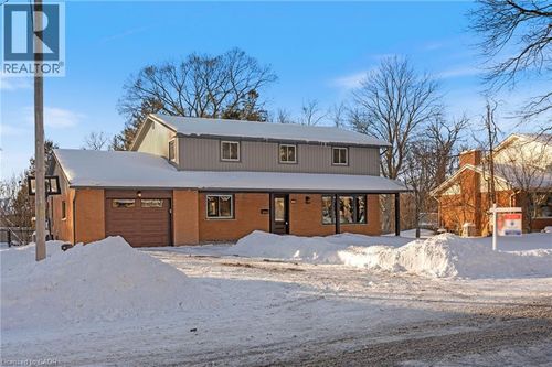 39 Sunset Drive, Simcoe, ON, N3Y4G2 | Card Image