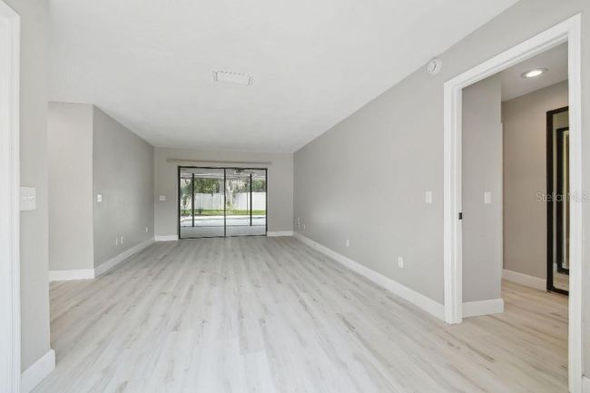 18504 Putters Pl, House other with 3 bedrooms, 2 bathrooms and null parking in TAMPA FL | Image 14
