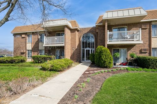 apt-104-1501 E Churchill Dr, Palatine, IL, 60074-4163 | Card Image