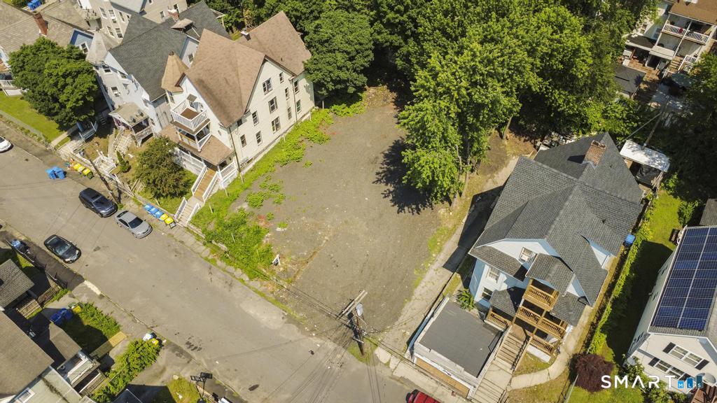 Land in Waterbury 4