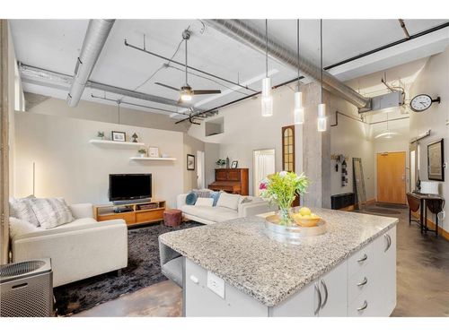 105-918 3rd St N, Minneapolis, MN, 55401-1021 | Card Image