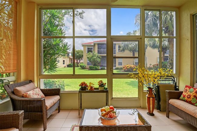 UNIT-101 - 12447 Crystal Pointe Dr, Condo with 3 bedrooms, 2 bathrooms and null parking in Boynton Beach FL | Image 11