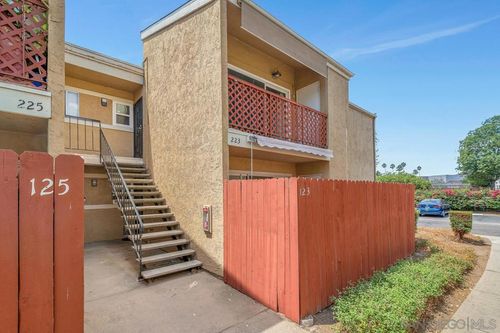 223-475 N Midway Dr, Escondido, CA, 92027 | Card Image