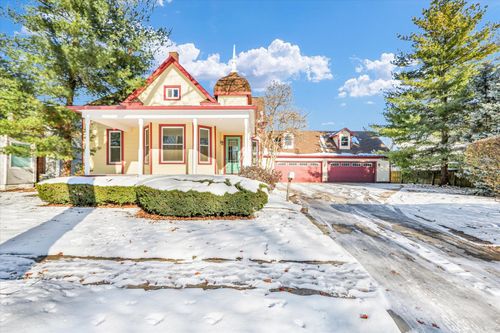 202 E Daggy St, Tuscola, IL, 61953-1638 | Card Image