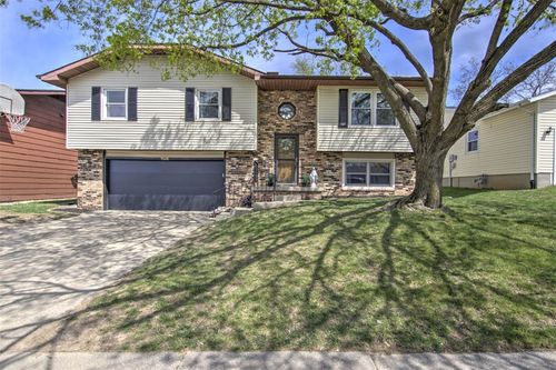 4668 White Oak Ln, Decatur, IL, 62521-4271 | Card Image
