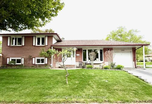 130 Cultra Sq, Scarborough, ON, M1E2E3 | Card Image