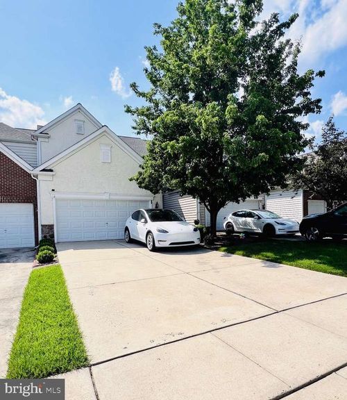 79 S Calder Way, PHOENIXVILLE, PA, 19460-5639 | Card Image