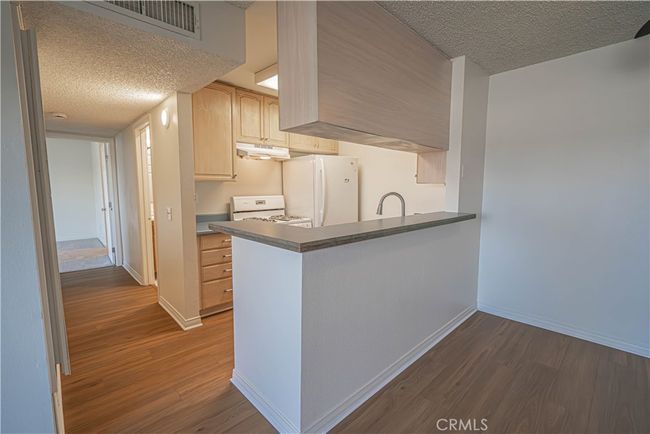 UNIT-237 - 10331 Lindley Ave, Condo with 2 bedrooms, 2 bathrooms and 2 parking in Porter Ranch CA | Image 15