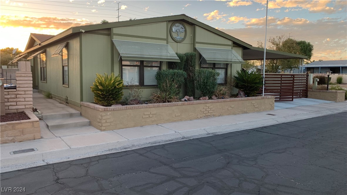 Bellavista Ln, Las Vegas, NV 89122