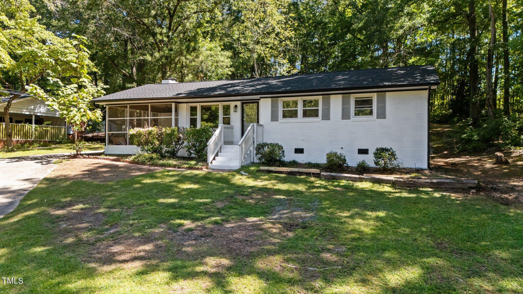 Primrose Ln, Sanford, NC 27330