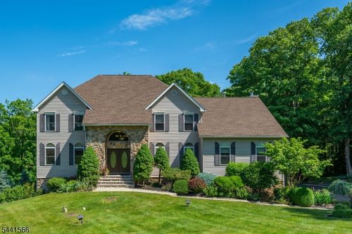 11 Stoneridge Ct, Rockaway, NJ, 07866-4320 | Card Image