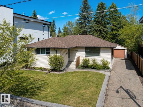 14362 Park Dr Nw, Edmonton, AB, T5R5V2 | Card Image