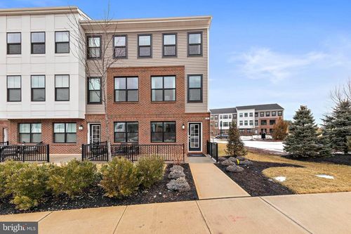 125 Lois Seruby Dr, Titusville, NJ, 08560-2402 | Card Image