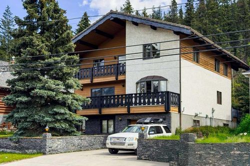 524 Deer Street, Banff, AB, T1L1H1 | Card Image