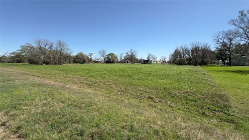 743 Rancho Chico Ct, Angleton, TX, 77515-2740 | Card Image