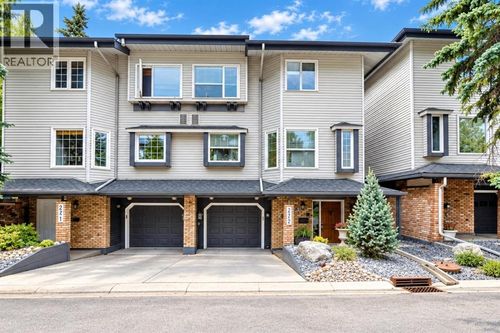 4037 42 St Nw, Calgary, AB, T3A2M9 | Card Image