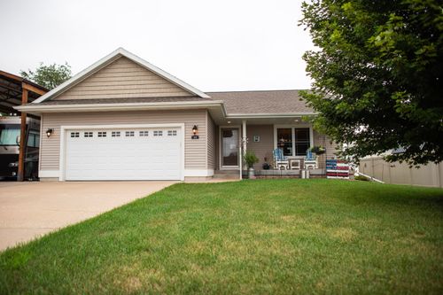 1141 Pinewood Ct, Sparta, WI, 54656-6217 | Card Image