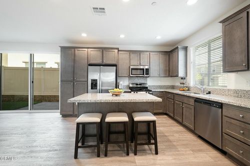 342 Fuerte Dr, Santa Paula, CA, 93060-8046 | Card Image
