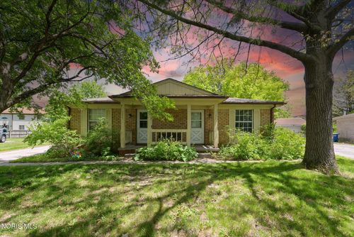 1227 Cypress Creek Ln, Toledo, OH, 43615-7036 | Card Image