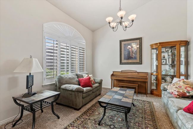 338 N Homestead Ln, House other with 6 bedrooms, 4 bathrooms and 3 parking in Fruit Heights UT | Image 4