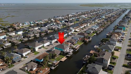 1003 Redfish St, Bayou Vista, TX, 77563-2711 | Card Image