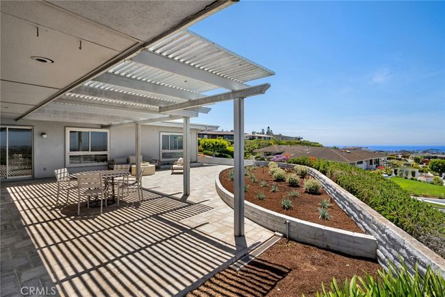 2701 Windover Dr, House other with 4 bedrooms, 3 bathrooms and 3 parking in Corona Del Mar CA | Image 18