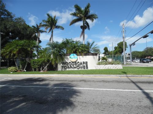 4j-4013 Sw 68th Ln, Miramar, FL, 33023-6647 | Card Image