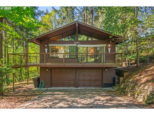 2431 W Lynnwood Dr, Longview, WA, 98632-5755 | Card Image