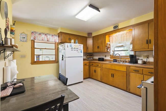 1456 S Carroll Ave, House other with 2 bedrooms, 2 bathrooms and 1 parking in FREEPORT IL | Image 7