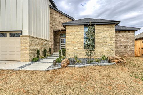 3520 Sardis Way, Yukon, OK, 73099-7703 | Card Image