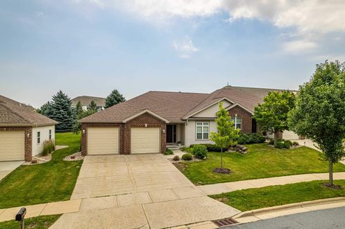 743 Cricket Ln, Middleton, WI, 53562-5603 | Card Image
