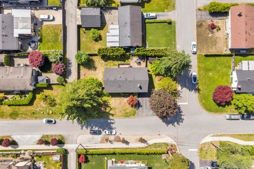 740 Townley St, Coquitlam, BC, V3J4N3 | Card Image