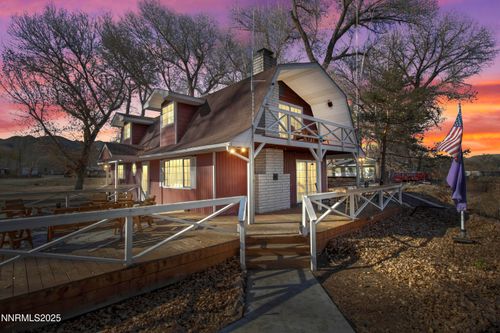 4 Glasner Ln, Yerington, NV, 89447-3104 | Card Image